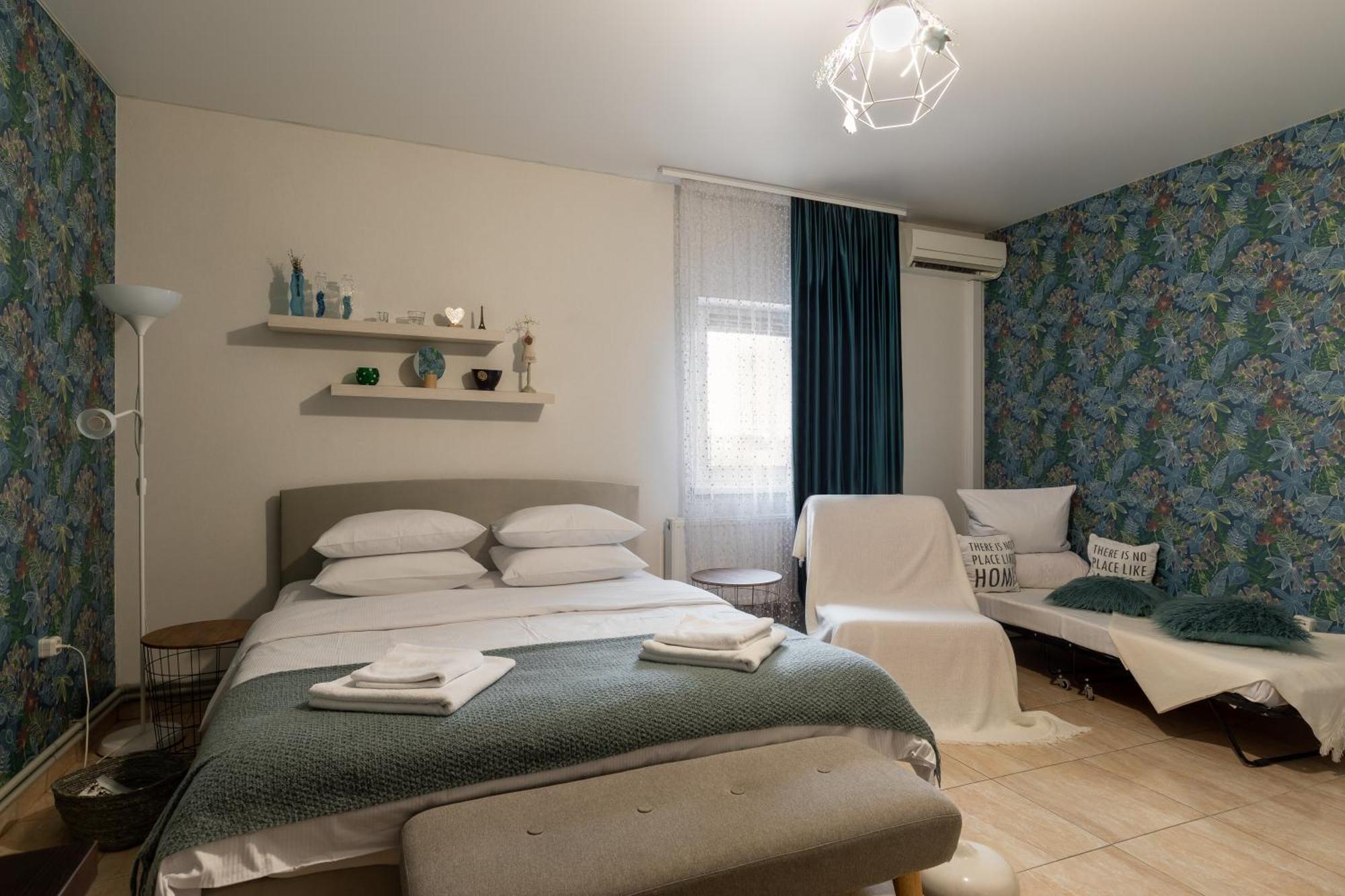 Duet Hotel